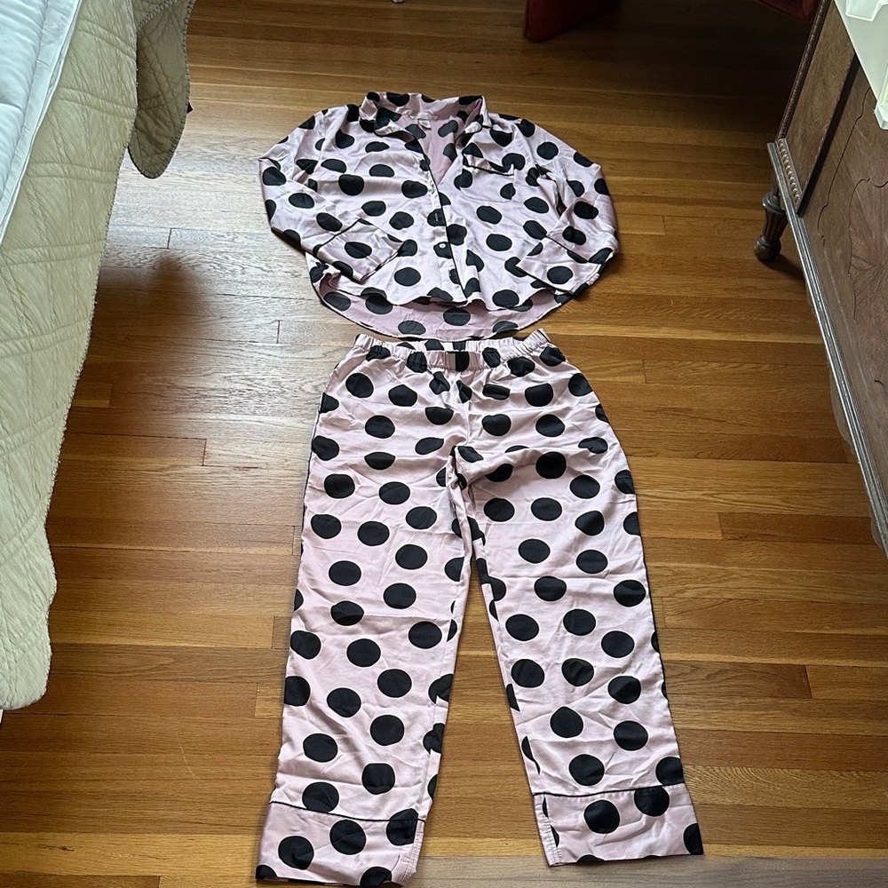 Victoria's Secret Pink and Black Polka Dot Pajama Set